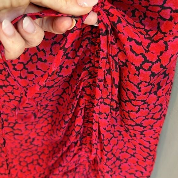 NWT Karina Grimaldi silk feel mini dress - Picture 5 of 9